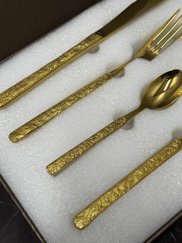 Набор столовых приборов BVLGARI