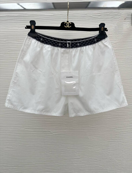Шорты Chanel женский белый 147493-2