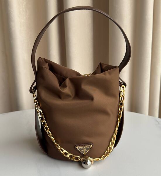 Сумка Prada женский нейлон 189596