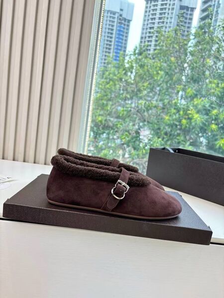 Женские зимние туфли Alaïa женский замша r1863781-1