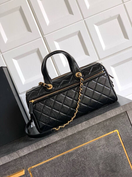 Сумка Chanel женский кожа черный 194341-3