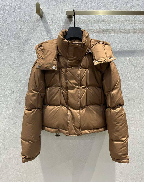 Пуховик Loewe женский 164632-4