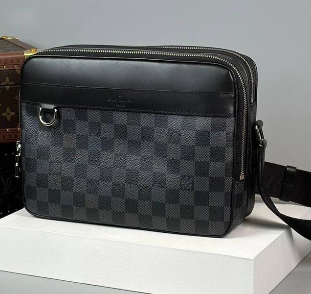 Мужская сумка мессенджер Louis Vuitton мужской кожа черный 172610