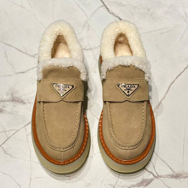 Лоферы Prada женский замша бежевый 168305-3