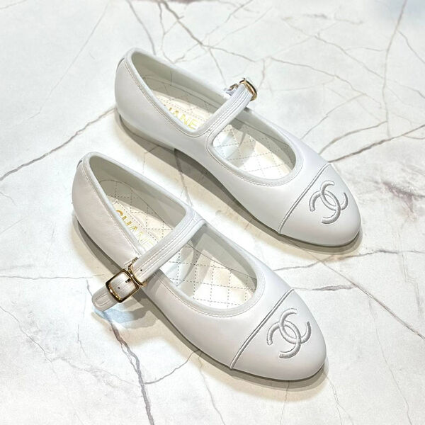 Балетки Chanel женский кожа белый 149171-2