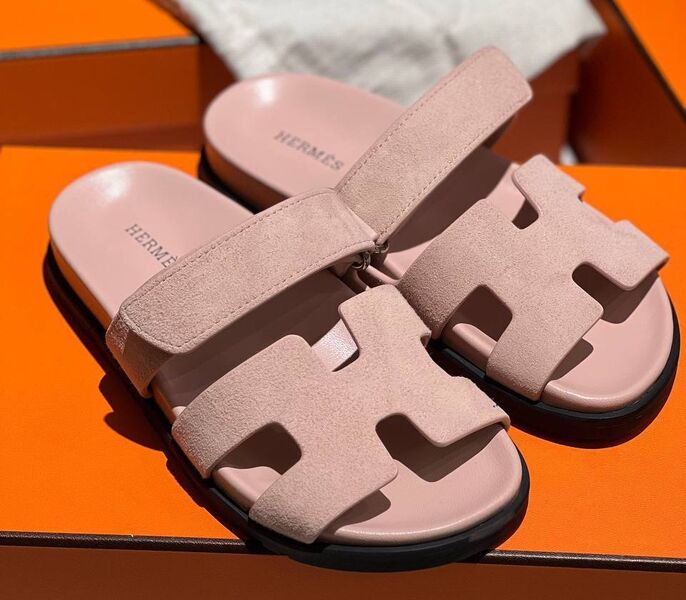 Шлепки Hermès женский замша розовый 154885