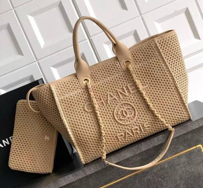 Сумка Chanel женский кожа бежевый 197090