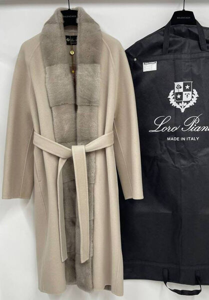 Пальто Loro Piana женский бежевый 201268