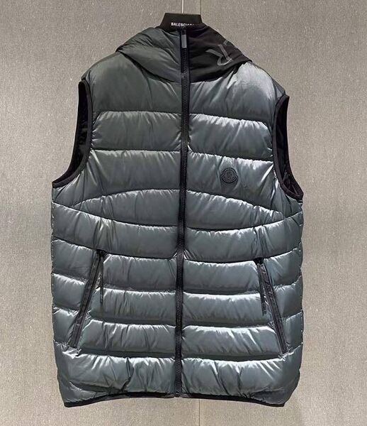 Мужской жилет Moncler мужской графитовый 161732