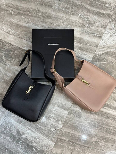 Сумка Saint Laurent женский кожа розовый 110451-2