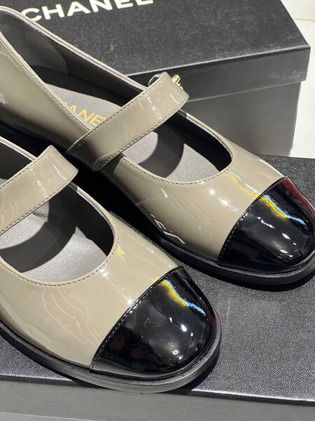 Туфли Chanel женский кожа графитовый 139590-2