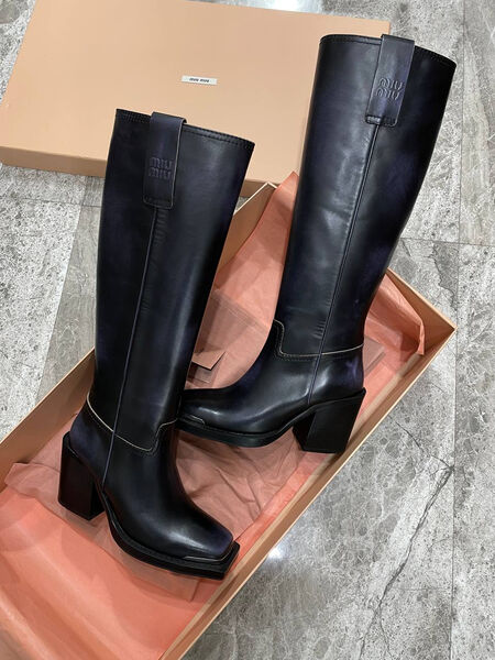 Сапоги Miu Miu женский кожа черный 127056-7