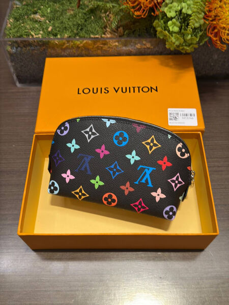 Косметичка Louis Vuitton женский кожа черный 174083-2