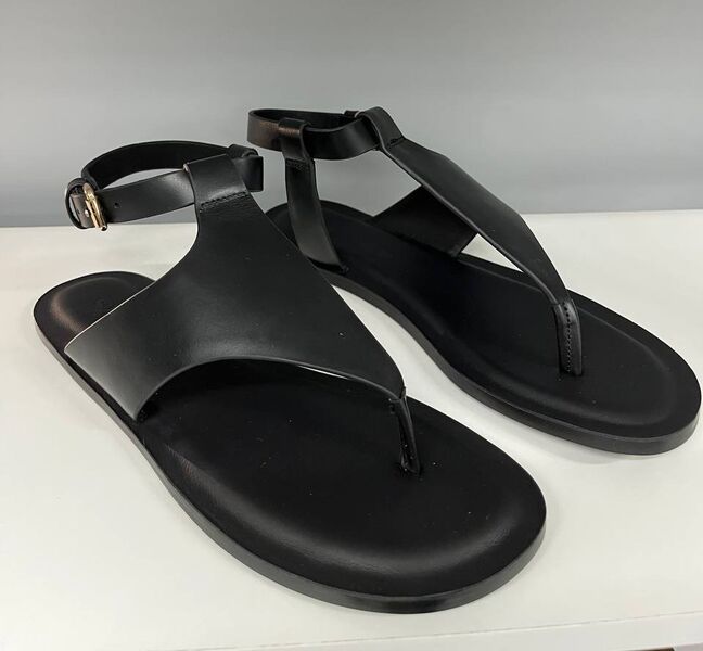 Сандалии Loro Piana женский кожа черный 182994