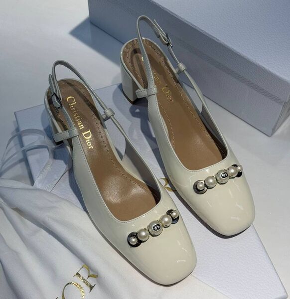 Туфли Christian Dior женский кожа белый 189101