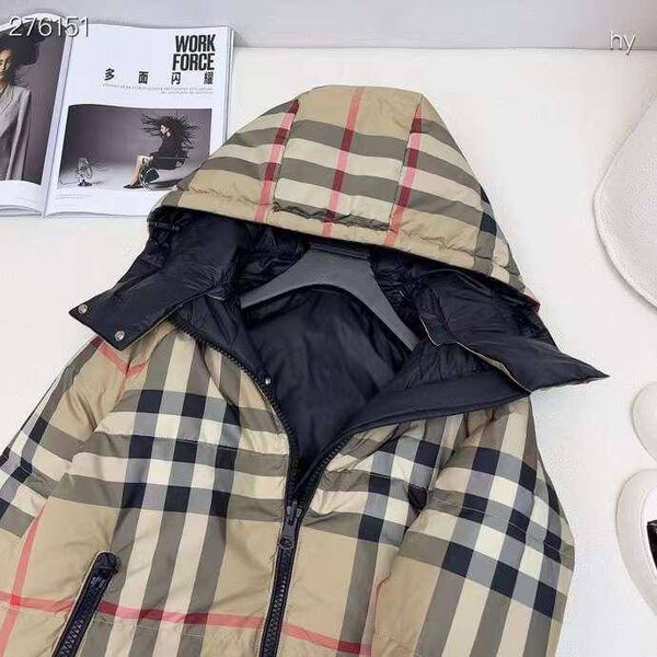 Пуховик двухсторонний Burberry женский бежевый 162114-5