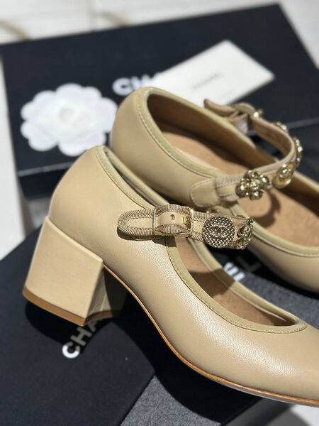 Туфли Chanel женский кожа бежевый 156703-2