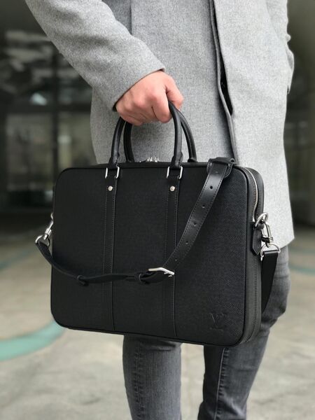 Мужской портфель Louis Vuitton Voyage мужской черный 42858-2