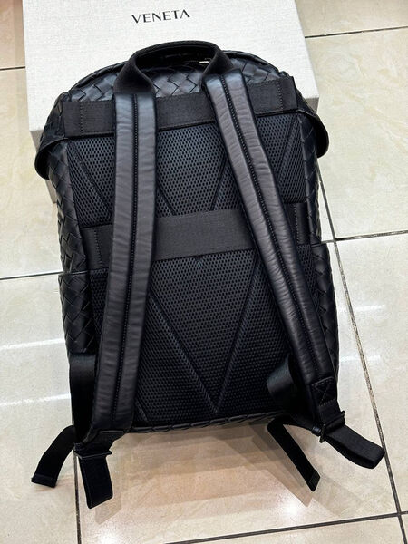 Мужской рюкзак Bottega Veneta мужской кожа черный 167099-4