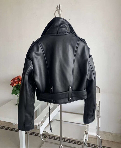 Куртка Balenciaga женский кожа черный 106490-6