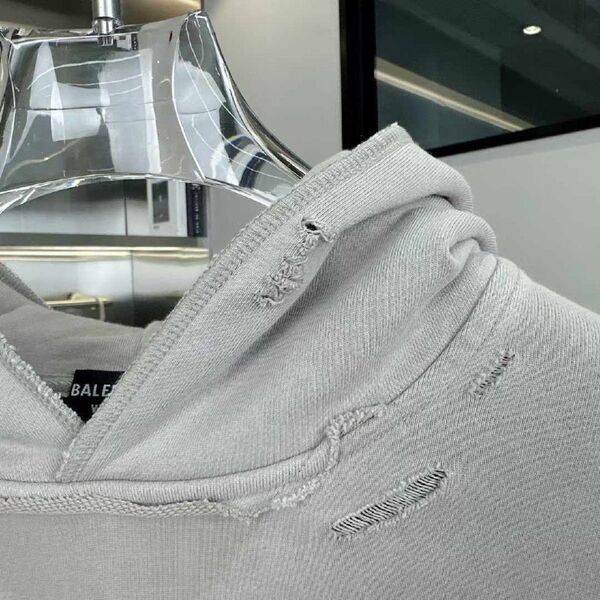 Худи Balenciaga мужской серый r6340271-1-3