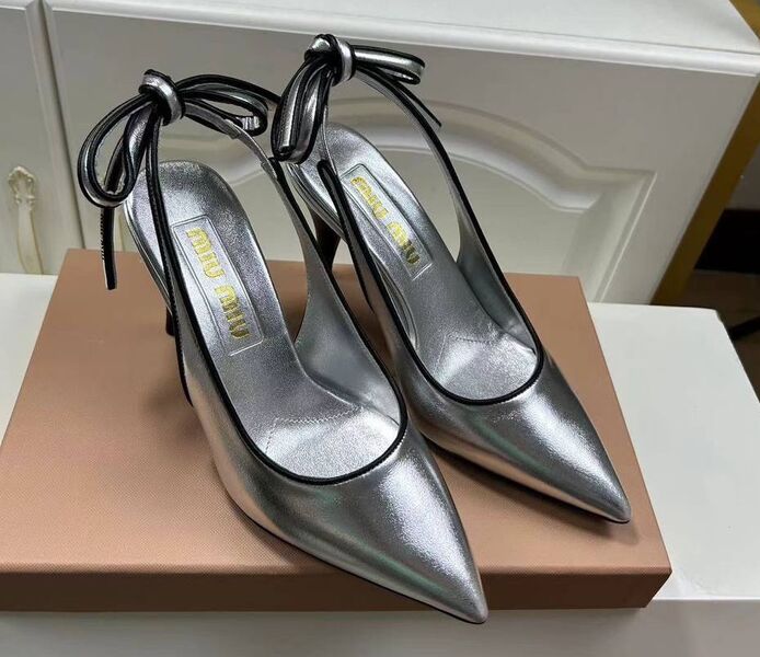 Туфли Miu Miu женский кожа графитовый 189965