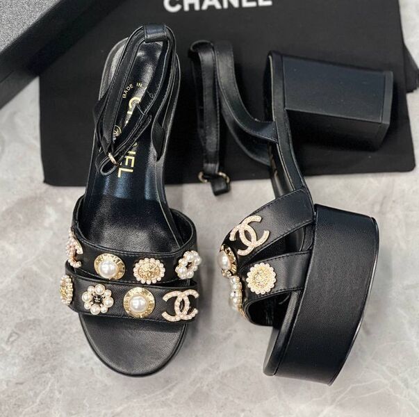 Босоножки Chanel женский кожа черный 188887