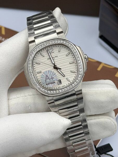 Часы Patek Philippe женский серебристый T753109-1-2