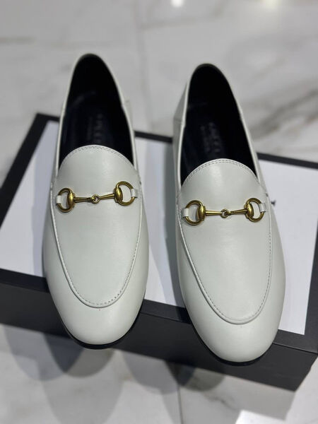 Лоферы Gucci женский кожа белый 99939-7