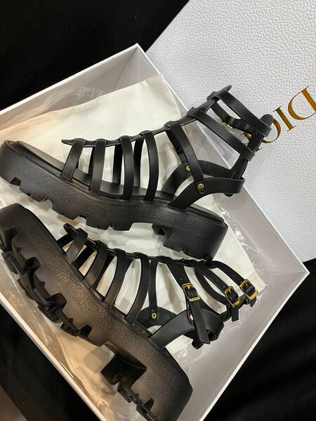 Босоножки Christian Dior женский кожа черный 155617-6