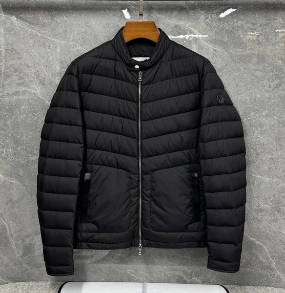 Мужская куртка Moncler мужской черный 200988