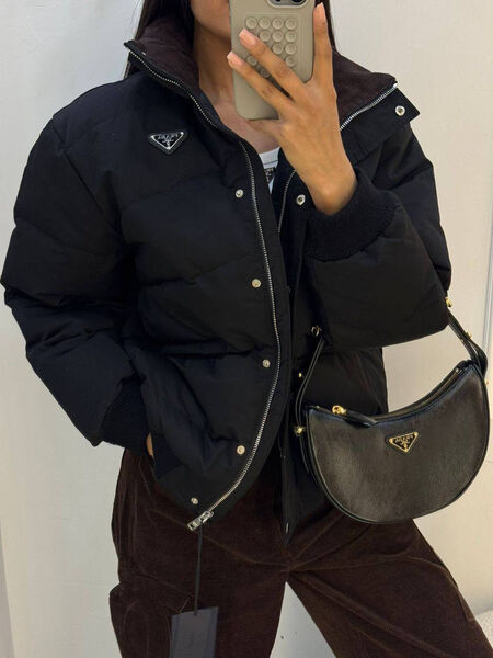 Пуховик куртка Prada женский черный 200273-6