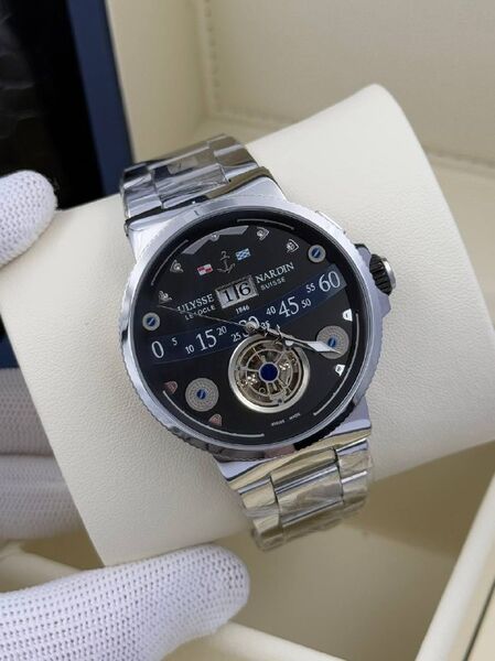 Мужские часы Ulysse Nardin мужской черный m3008363-1-3