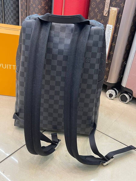 Мужской рюкзак Louis Vuitton мужской кожа черный 167091-5