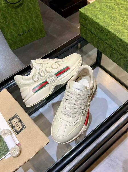 Кроссовки Gucci Rhyton женский кожа молочный r5521511-1-8