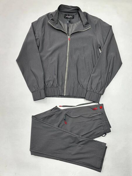 Мужской костюм Kiton мужской графитовый 145603