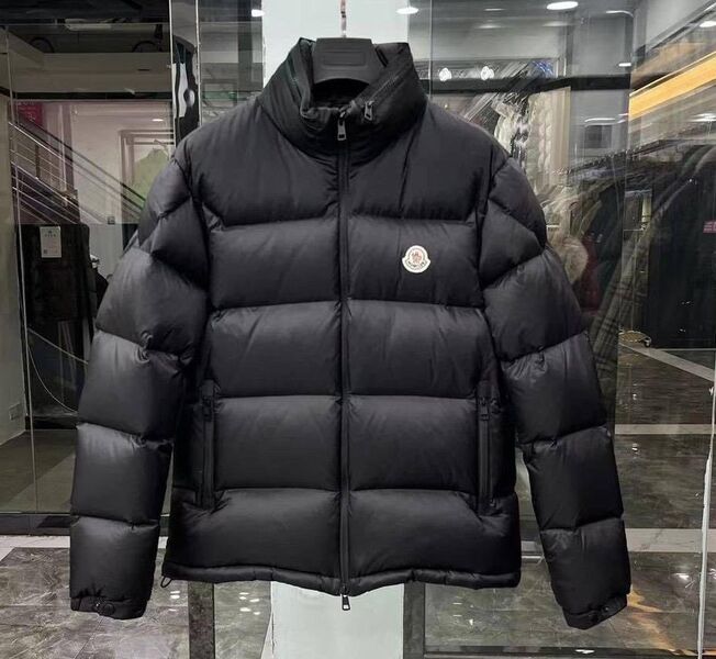 Мужской пуховик Moncler мужской черный 103263
