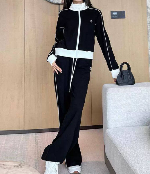 Костюм Chanel женский черный 166682-2