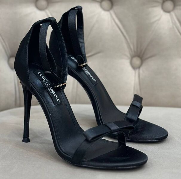 Босоножки Dolce&Gabbana женский сатин черный 137135