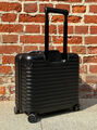 Чемодан Rimowa женский черный 132746-12