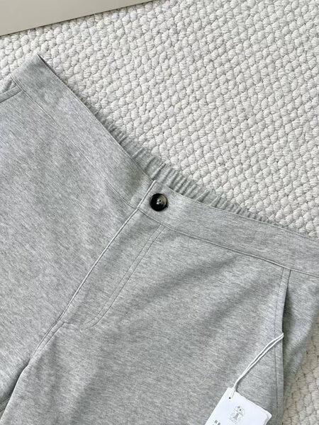 Мужские шорты Brunello Cucinelli мужской графитовый 173450-5
