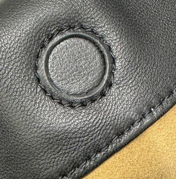 Женская сумка Loewe Flamenco Purse женский кожа черный 159478-3