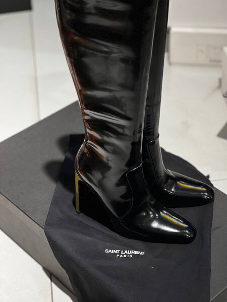 Сапоги Saint Laurent женский кожа черный 129573-7