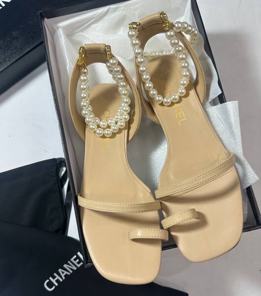 Босоножки Chanel женский кожа бежевый 148330
