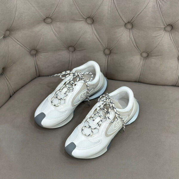 Кроссовки Gucci женский кожа белый 125511-2
