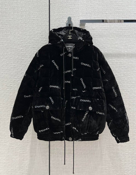 Куртка Chanel женский черный 94436-3