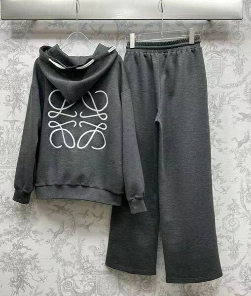 Костюм Loewe женский графитовый 143001-2