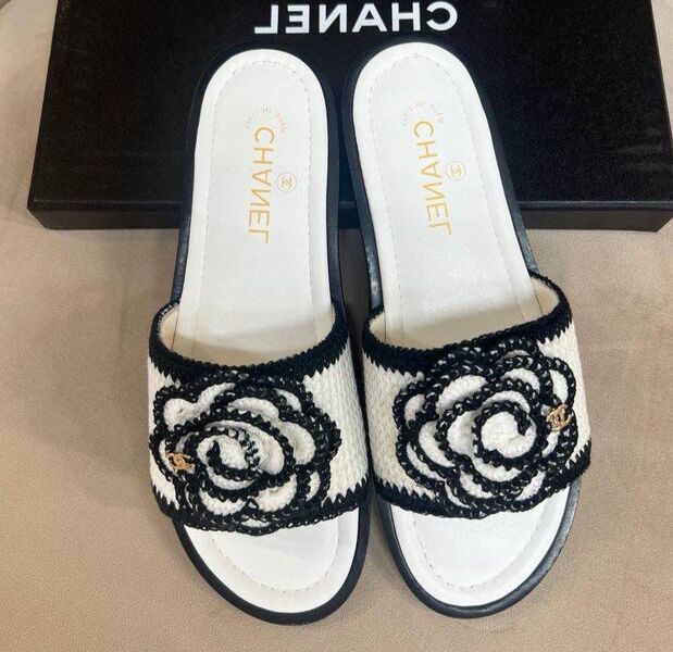 Шлепки Chanel женский текстиль белый 191023