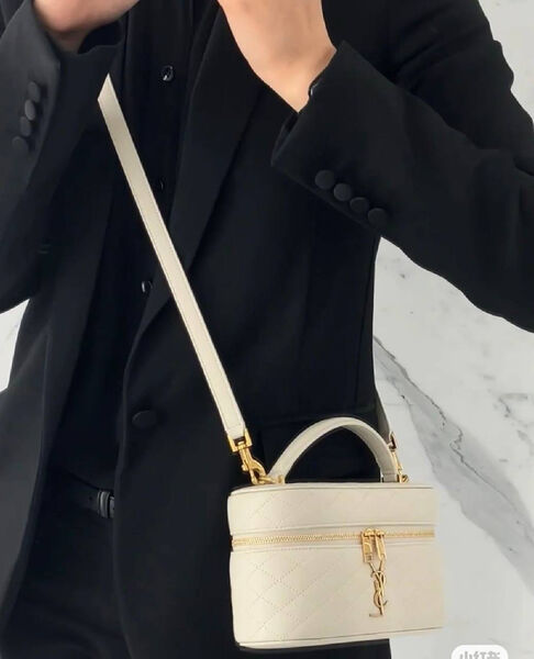 Сумка Saint Laurent женский кожа белый 151120-2