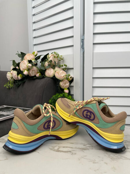 Кроссовки Gucci женский замша бежевый 138974-4